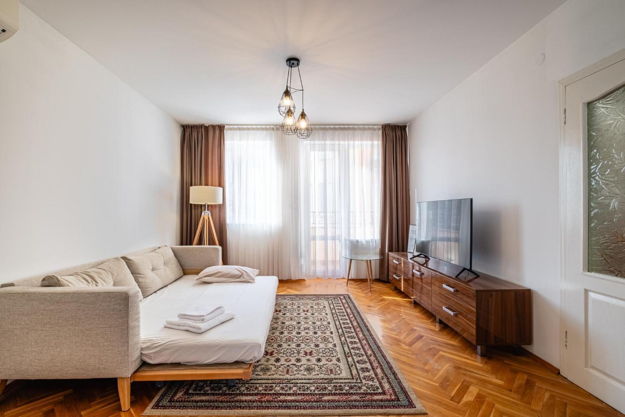 Seaside Serenity Charming Apartment By Sea Garden Варна Экстерьер фото
