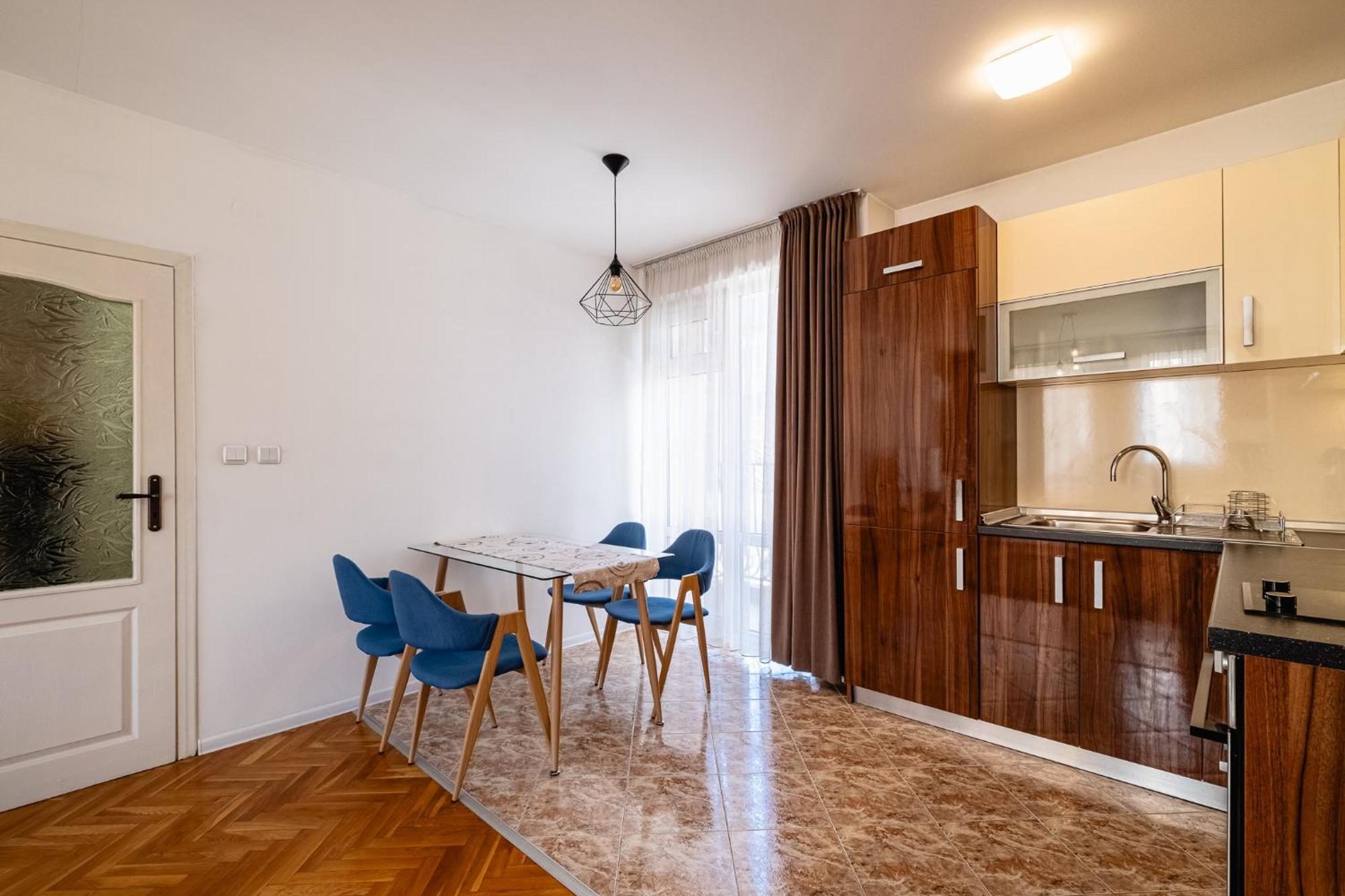 Seaside Serenity Charming Apartment By Sea Garden Варна Экстерьер фото
